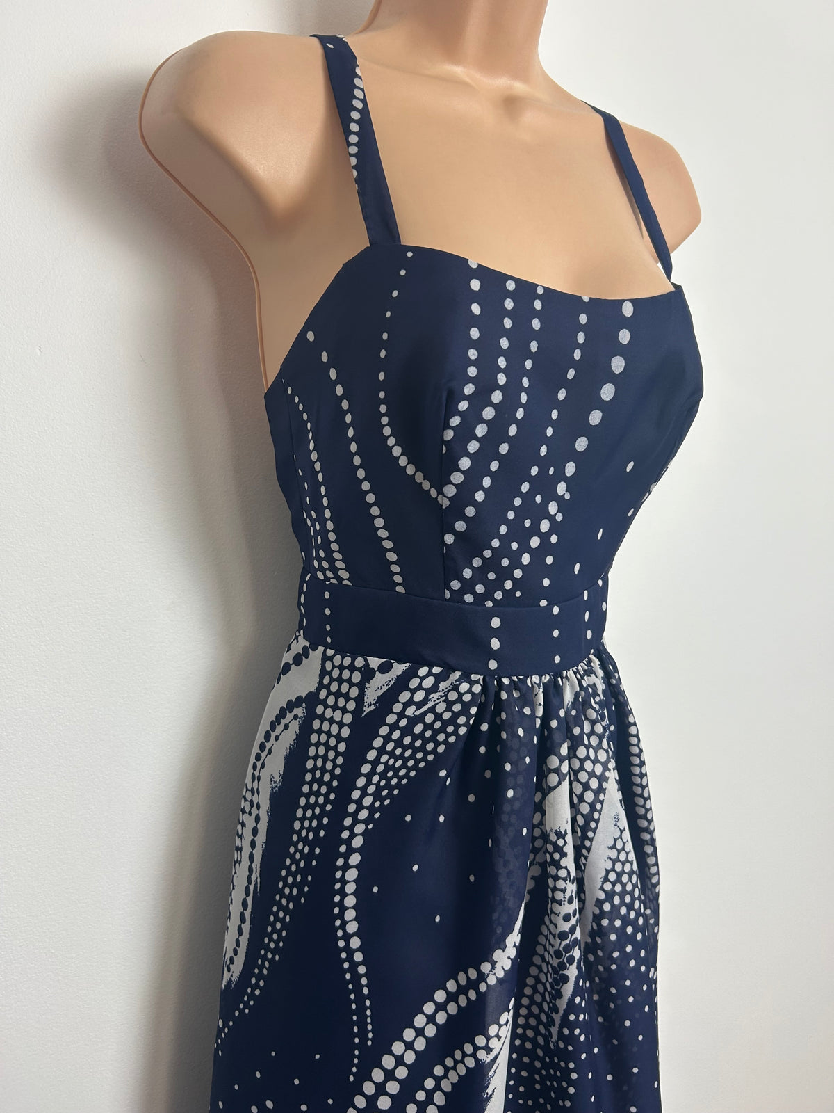 Vintage 1970s Size 6 Navy Blue & White Spotty Print Cross Strap Summer Occasion Maxi Dress