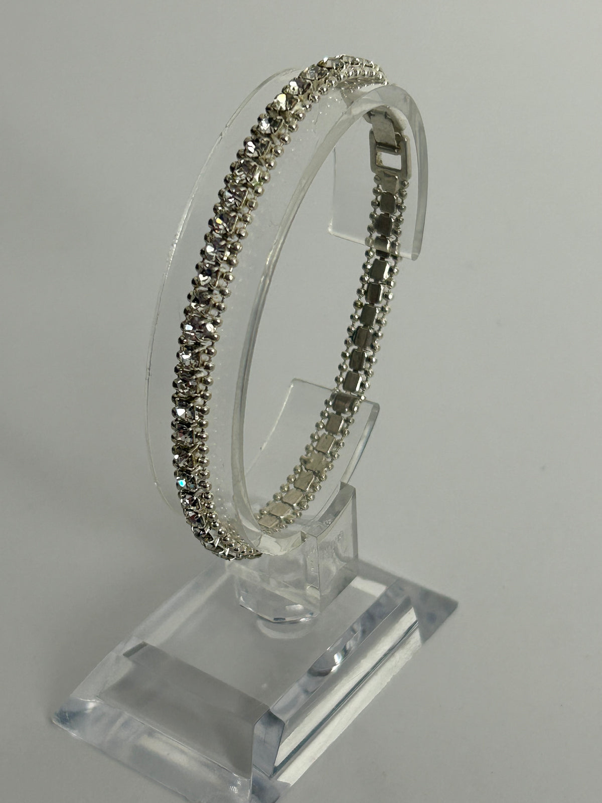 Vintage Pretty Silver Tone Diamante Set Bracelet