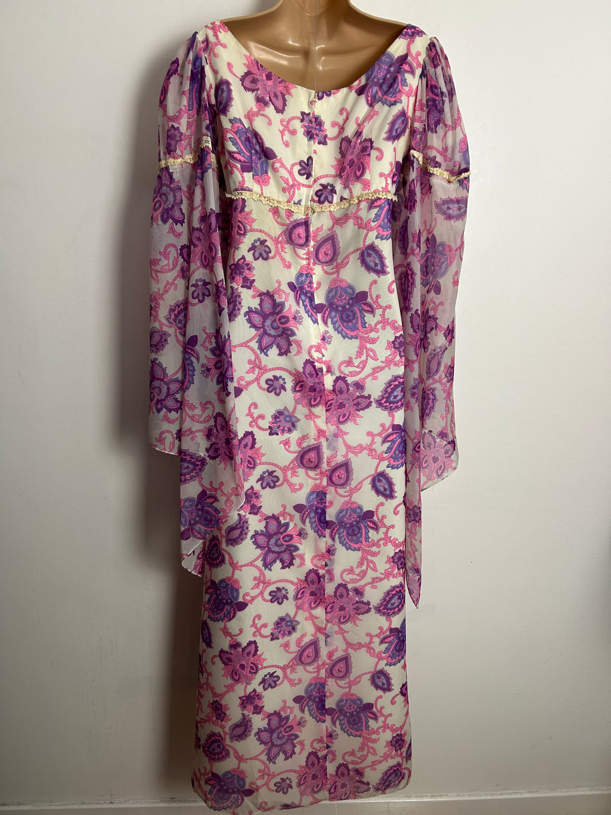 Vintage 1960s UK 10 White Purple & Pink Floral Print Long Trumpet Sleeve Boho Empire Line Nylon Maxi Dress