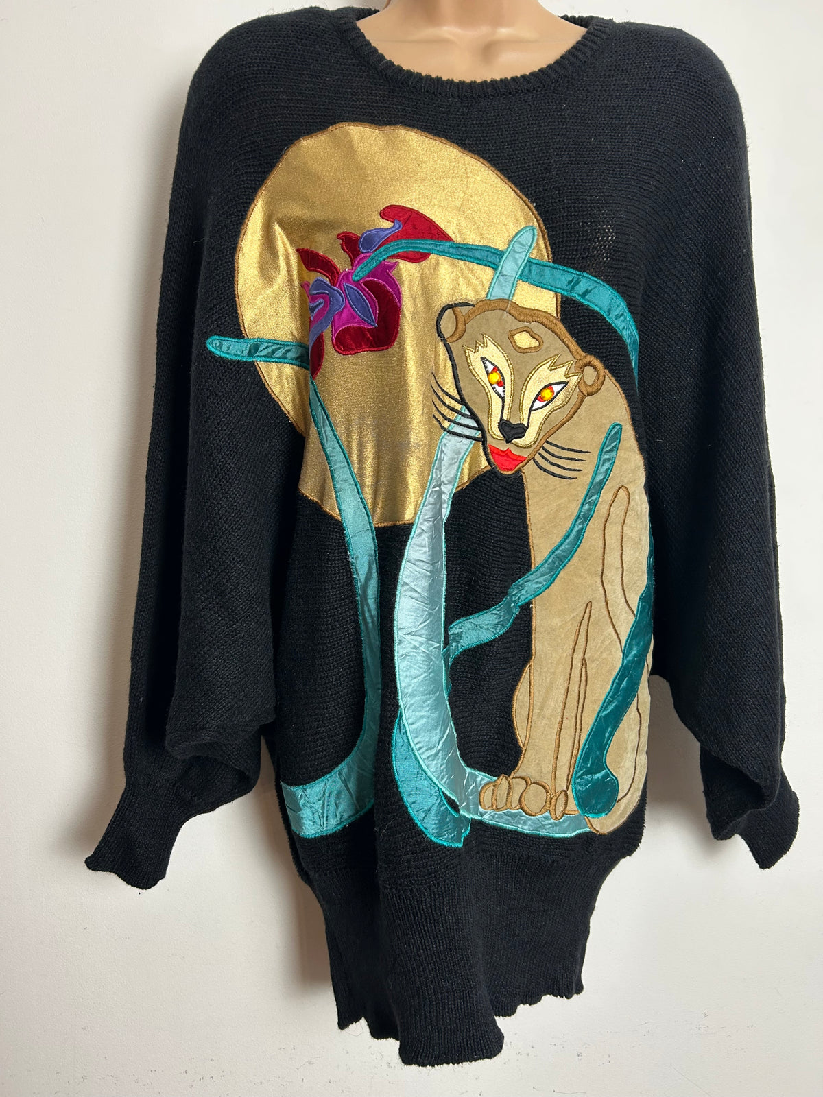 Vintage 1980s BONNIE BOERER PRET Size L (Up To 14/16) Black Large Applique Puma Bat Wing Jumper