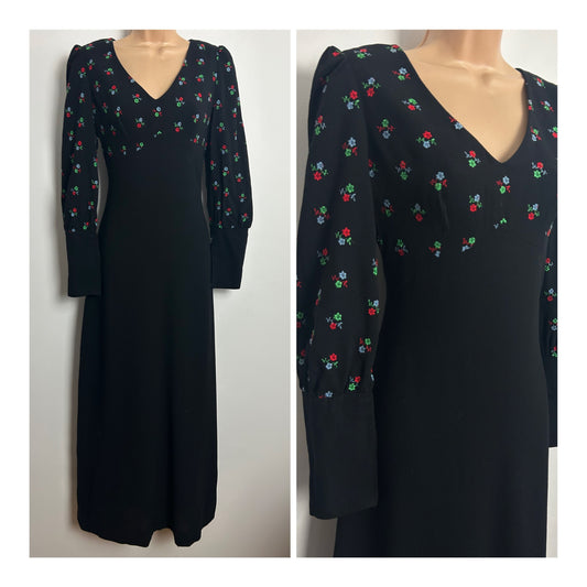 Vintage 1970s Size 8 Black Blue & Red Embroidered Floral Detail Wool Mix Maxi Dress
