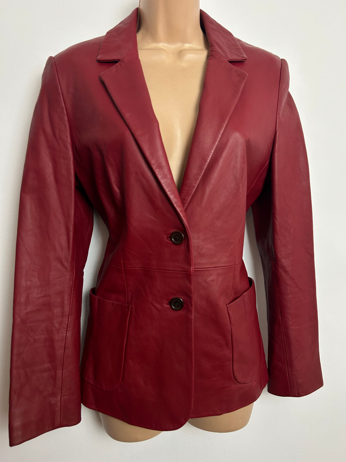 Vintage 1990s DESA Size 10 Cherry Red Buttery Soft Leather Blazer Style Jacket