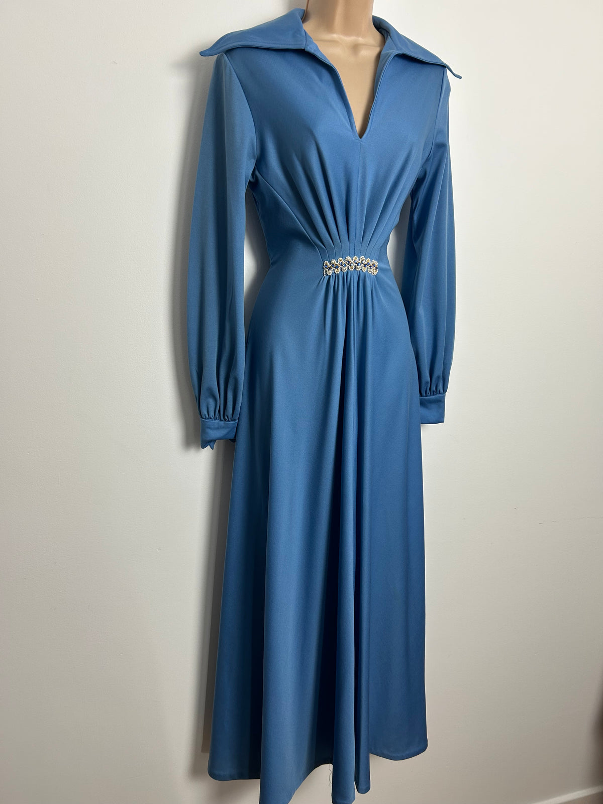 Vintage 1970s LEYGIL OF LONDON Size 8 Powder Blue Dagger Collar Embellished Waist Occasion Dress