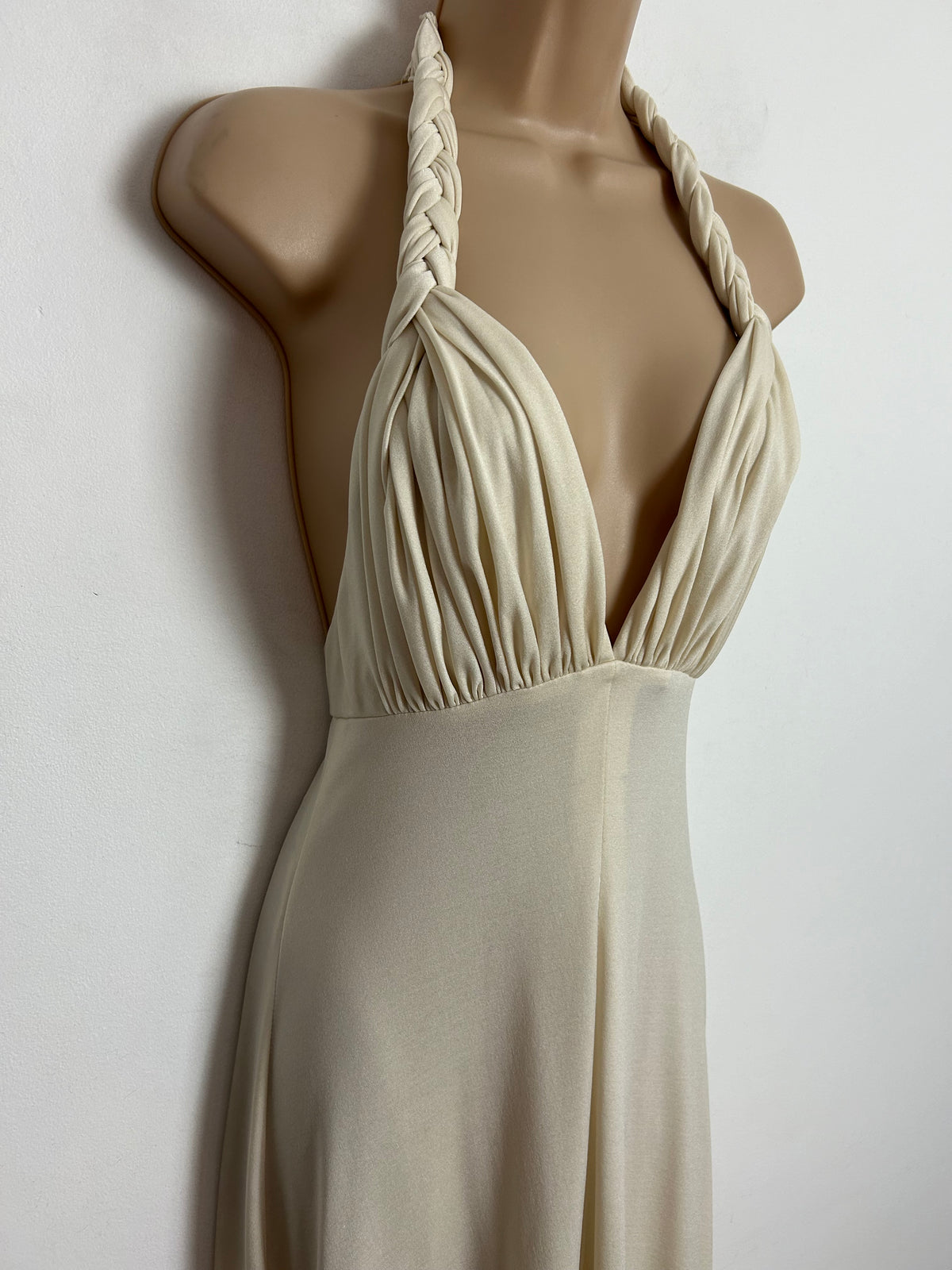 Vintage 1970s UK Size 6-8 Cream Plunge Neck Plaited Halterneck Strap Grecian Style Occasion Dress