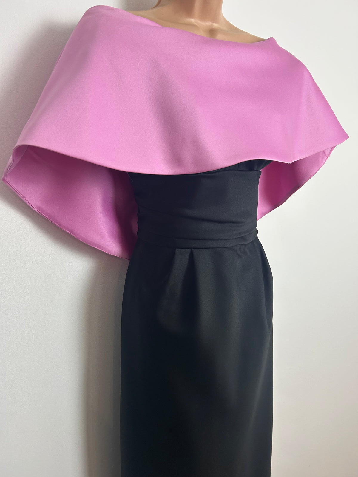 Vintage 1980s FRANK USHER Size 14 Black & Pink Low Back Shawl Collar Cocktail Gown