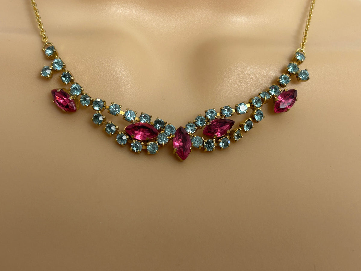 Vintage 1960s Beautiful Gold Tone Blue Diamante & Pink Glass Stone Set Necklace