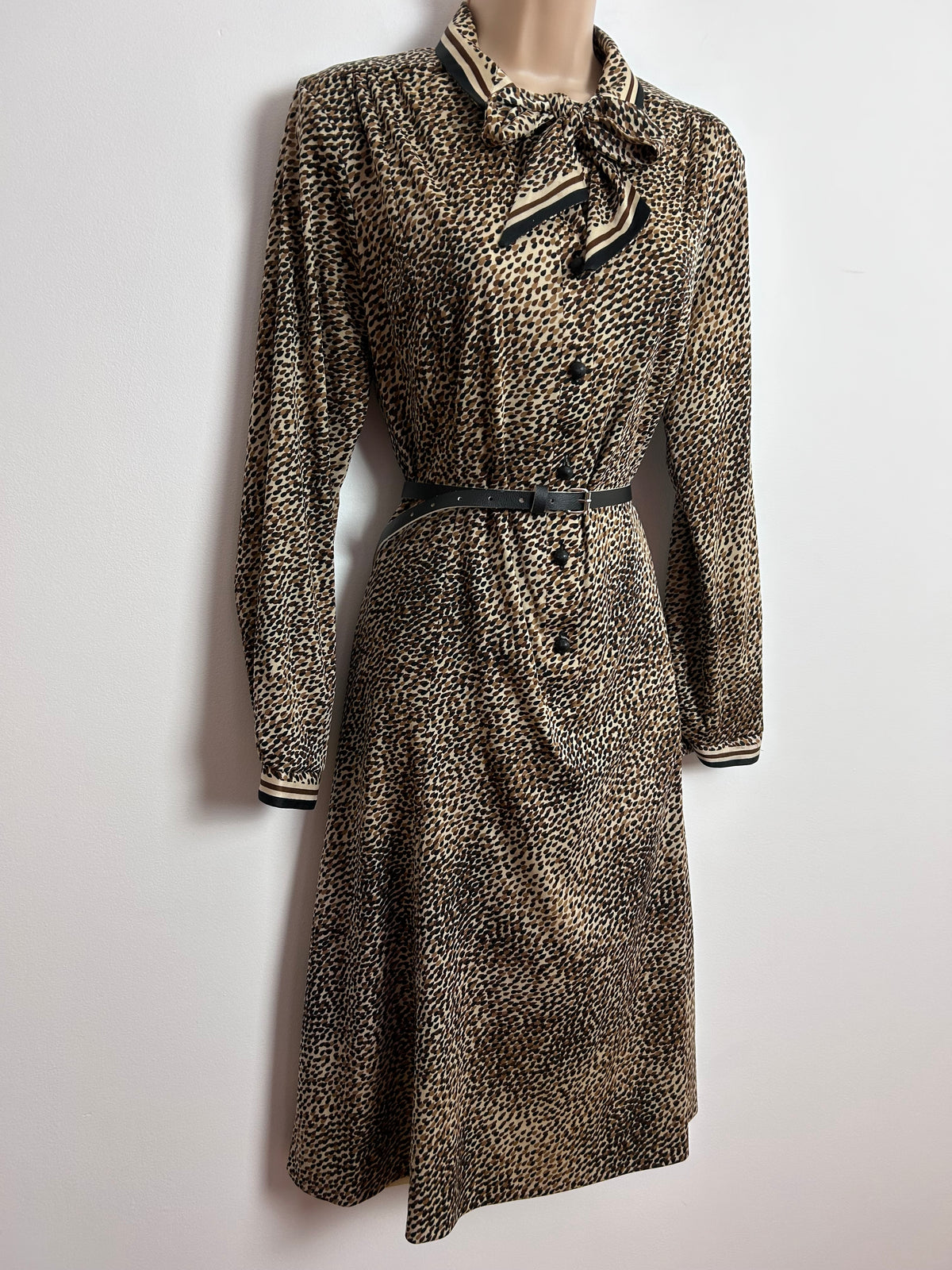 Vintage 1970s UK Size 14 Brown Tones Fleck Print Pussy Bow Long Sleeve Belted Day Dress
