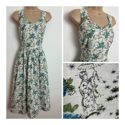 Vintage Late 1950s Size 8 Pretty White Blue & Green Floral Japanese Geisha Novelty Print Cotton Day Dress