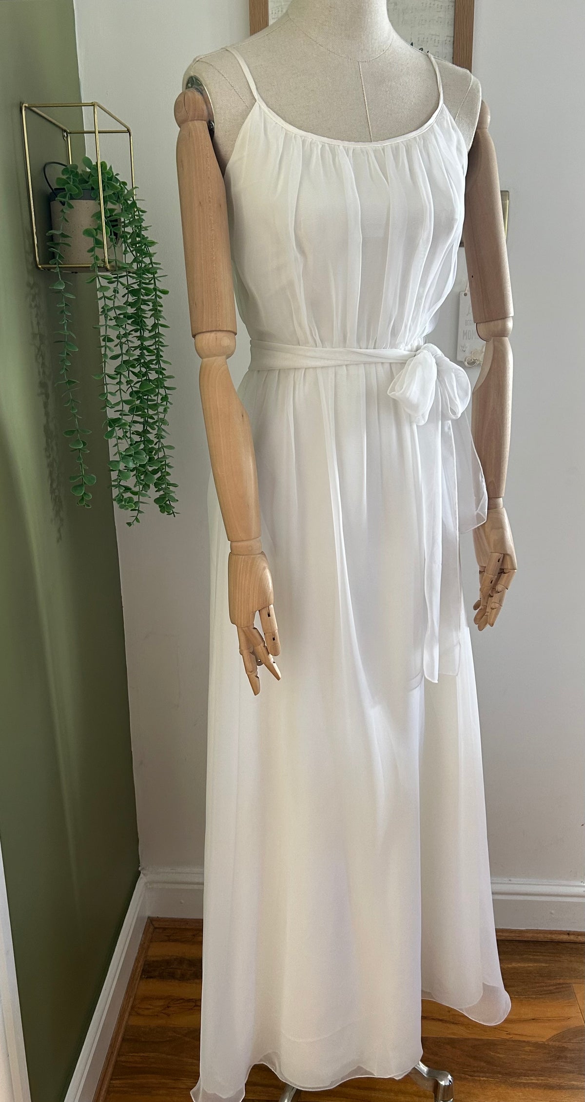 Vintage 1970s Size 6 VERA MONT White Chiffon Strappy Belted Maxi Dress