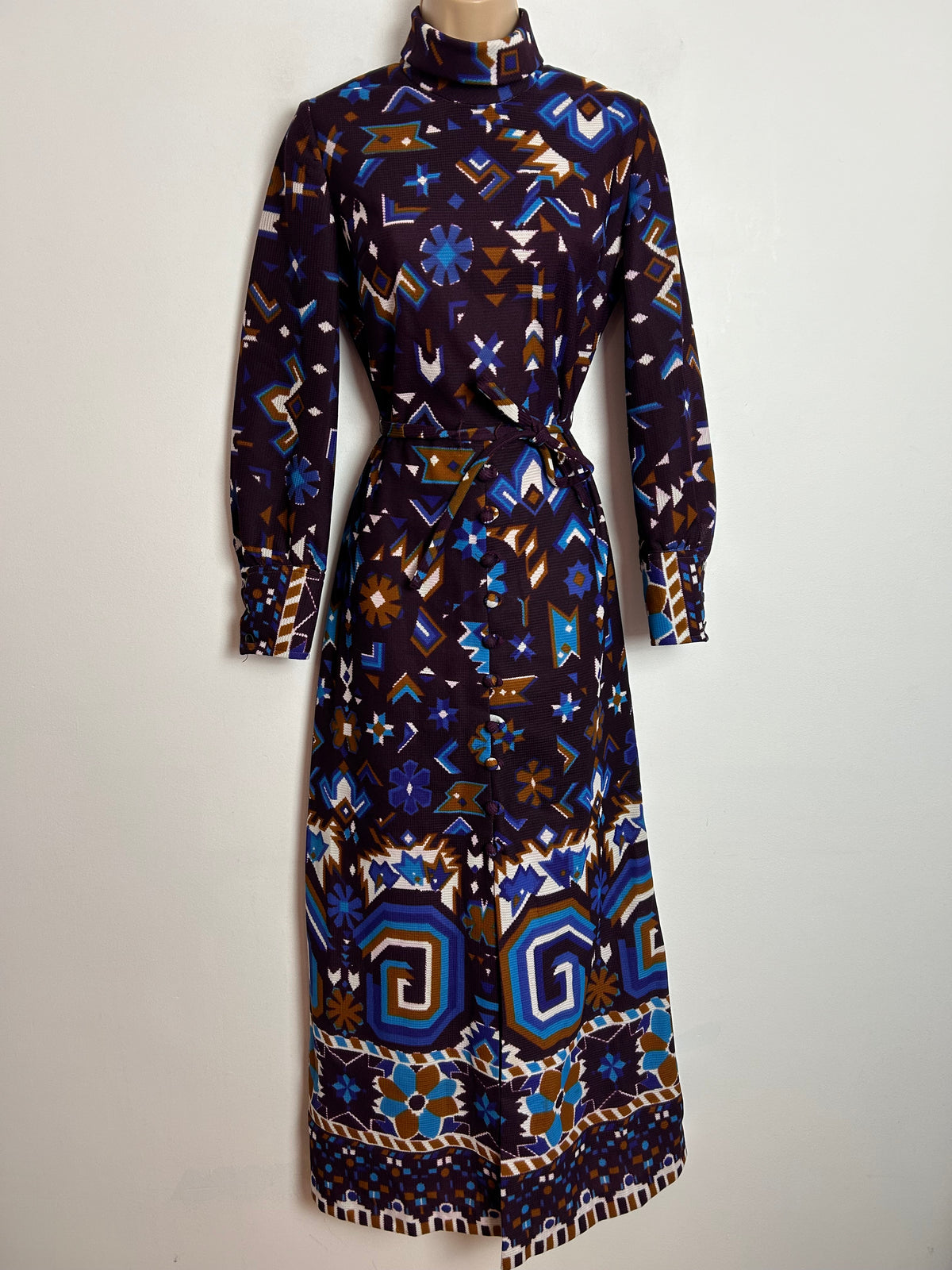 Vintage 1970s UK Size 8 Very Dark Purple Blue & White Abstract Geo Print Belted Maxi Dress