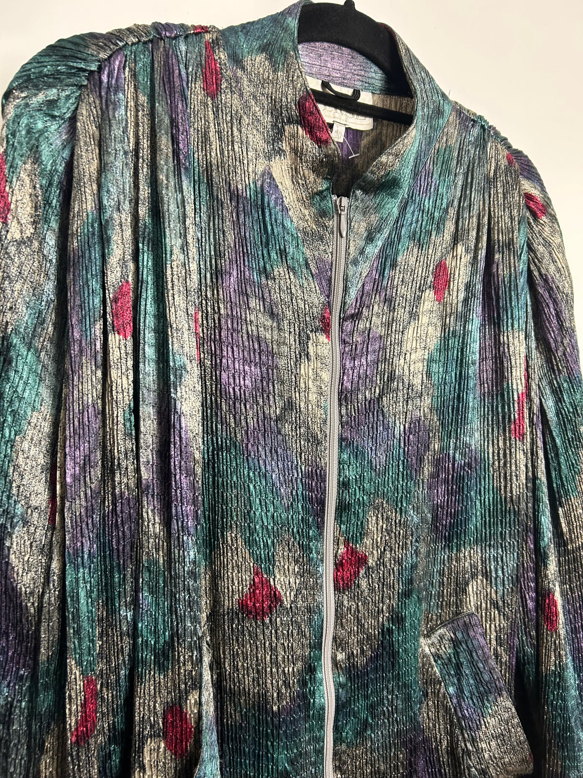 Vintage Late 1980s VERSE Up To Size 16 Grey Purple Teal & Red Silky Plisse Pleated Zip Up Jacket