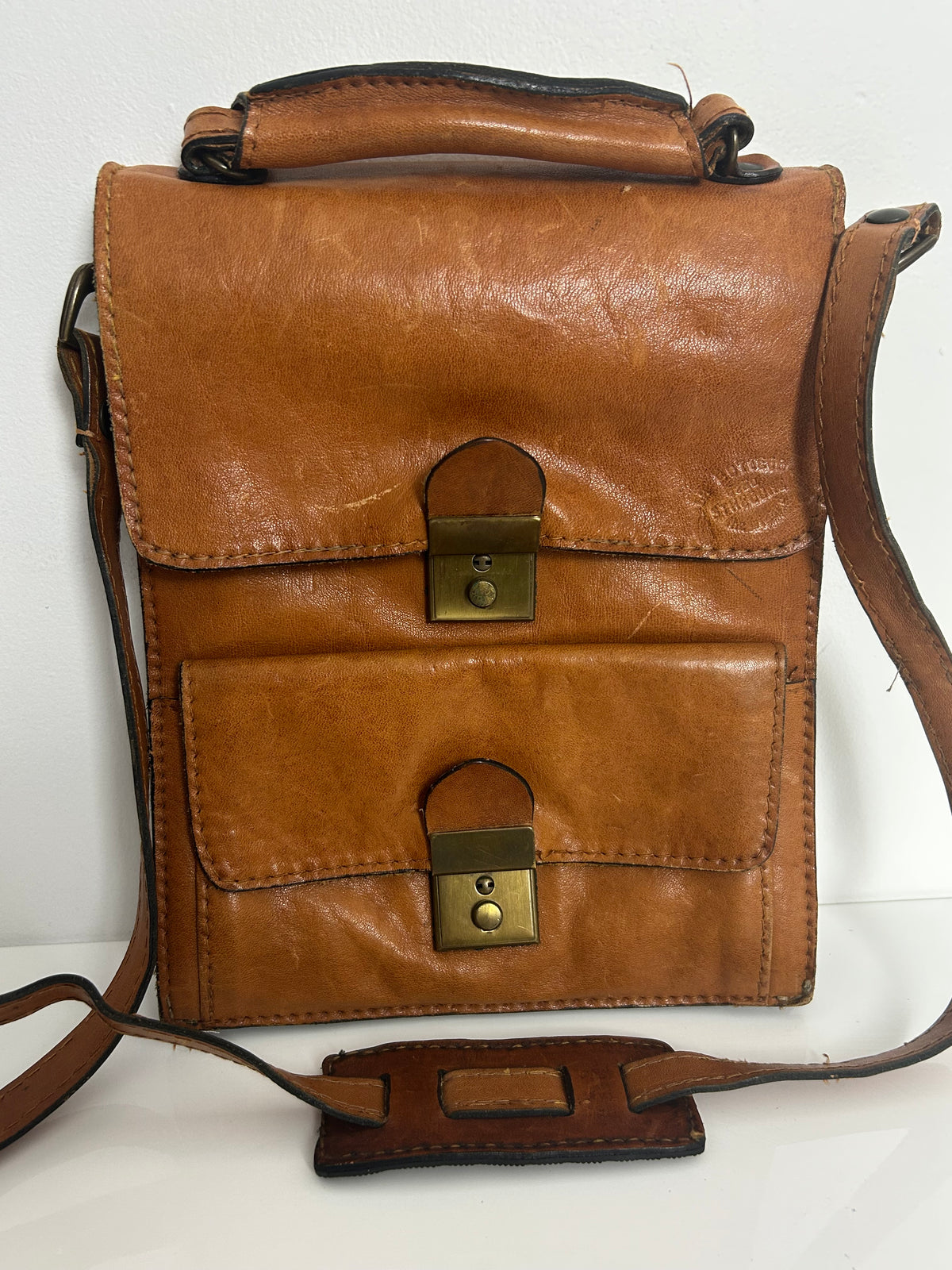 Vintage 1970s Italian "THE WIZARD" Tan Brown Leather Satchel Style Handbag/Shoulder Bag