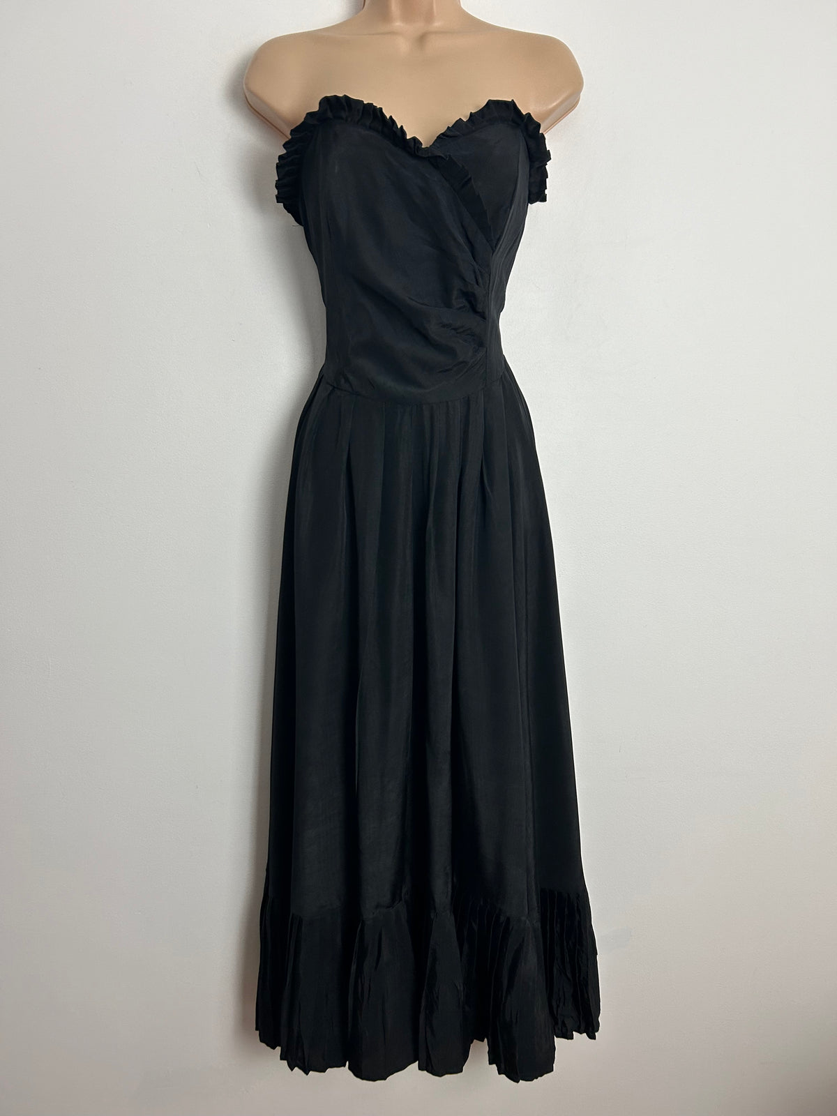 Vintage 1980s MONSOON UK Size 8 Black Strapless Pleated Occasion Evening Ballgown Party Prom Dress