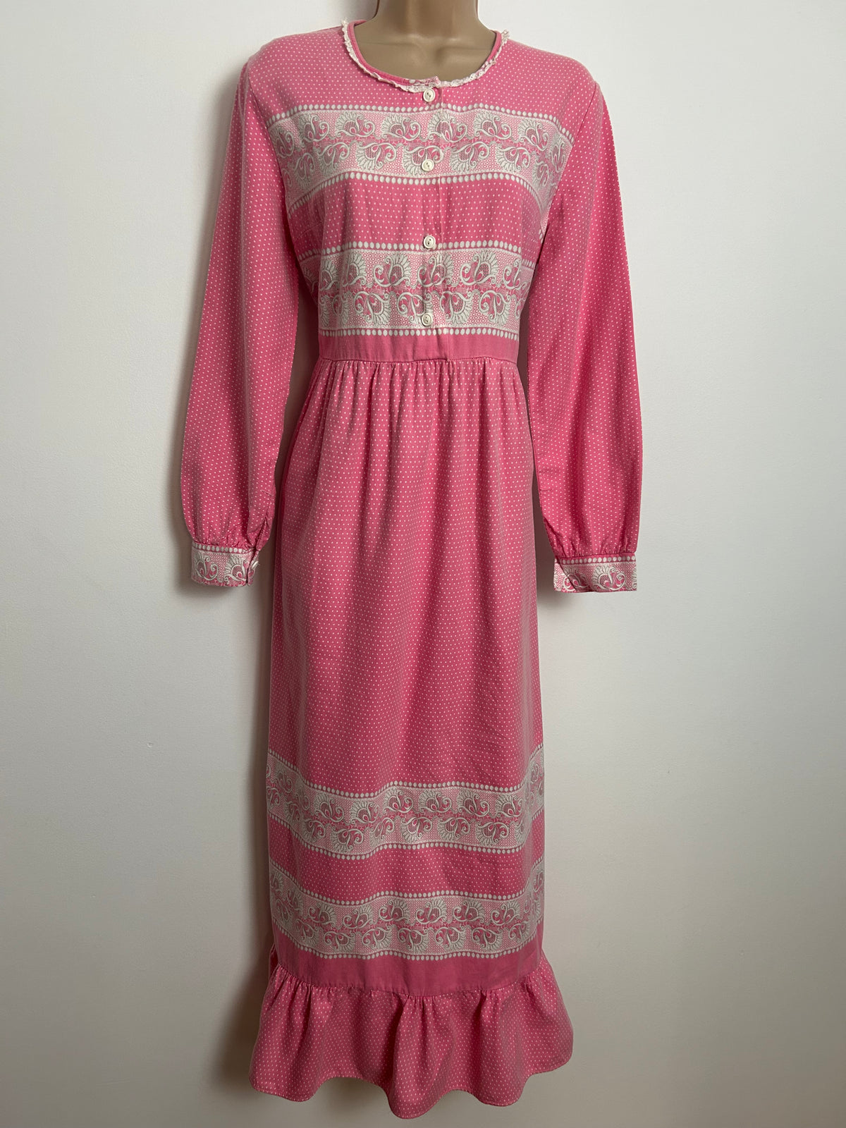 Vintage 1970s Size 12-14 Pink & White Polka Dot Print Long Sleeve Cotton Maxi Nightdress