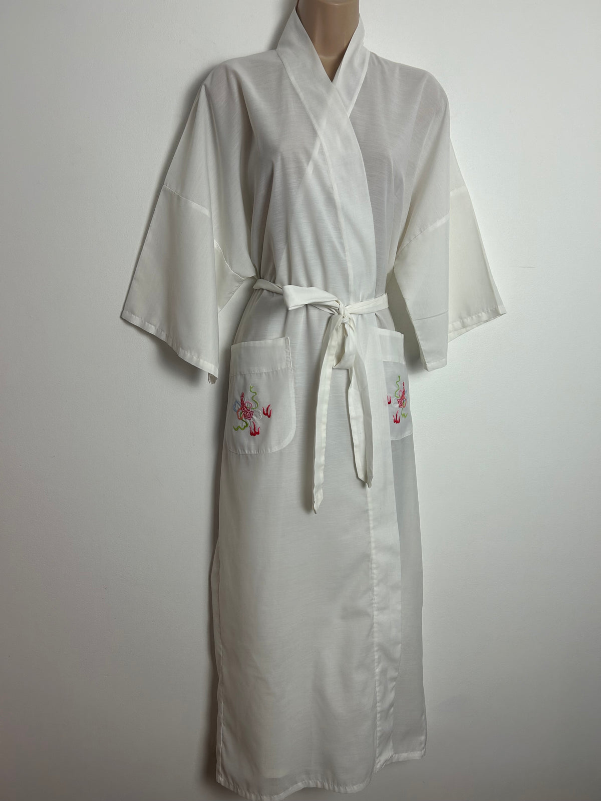 Vintage Size XL (Up to Size 16/18) LONGEVITY Chinese Embroidered Dragon Detail Wrap Dressing Gown House Coat