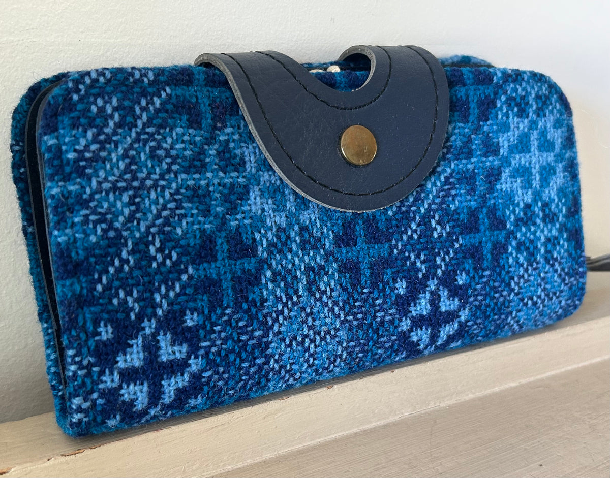 Vintage Blue Welsh Wool Tapestry Large Purse With Wrist Strap