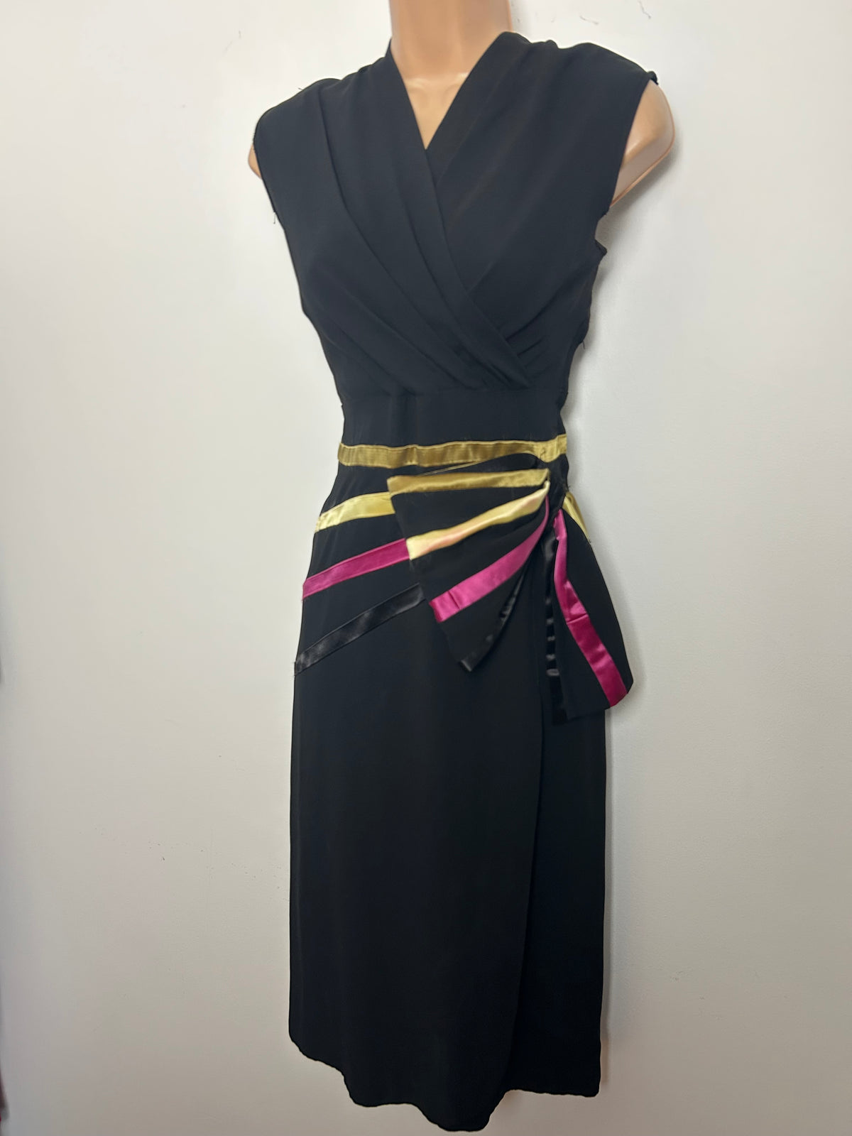 Vintage Late 1940s RARE ARTHUR BANKS Size 8-10 Black Rayon Satin Stripe Bow Detail Wiggle Party Dress