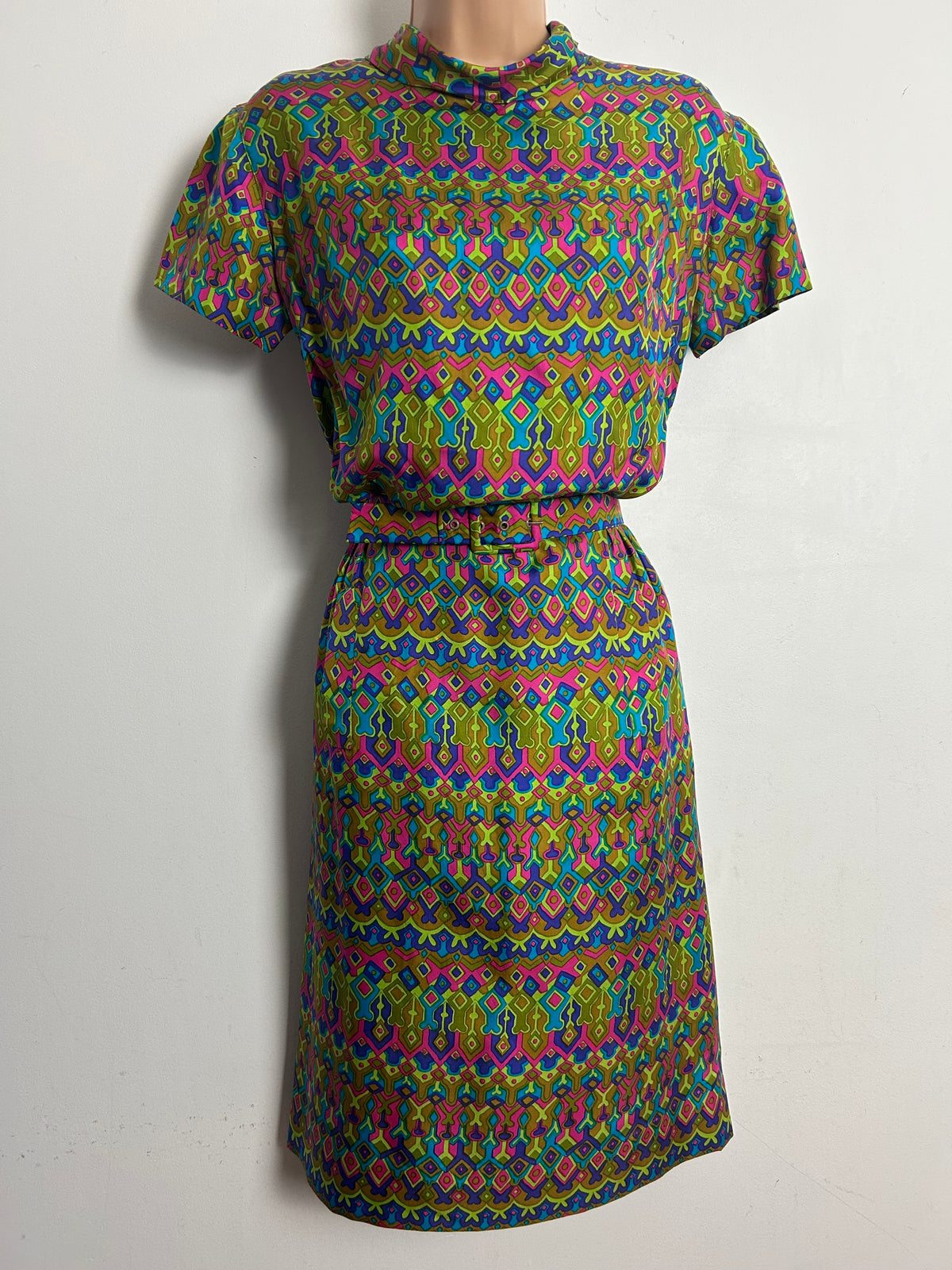 Vintage 1960s Size 10 Green Pink Purple & Tan Brown Abstract Print SILK Belted Mod Dress