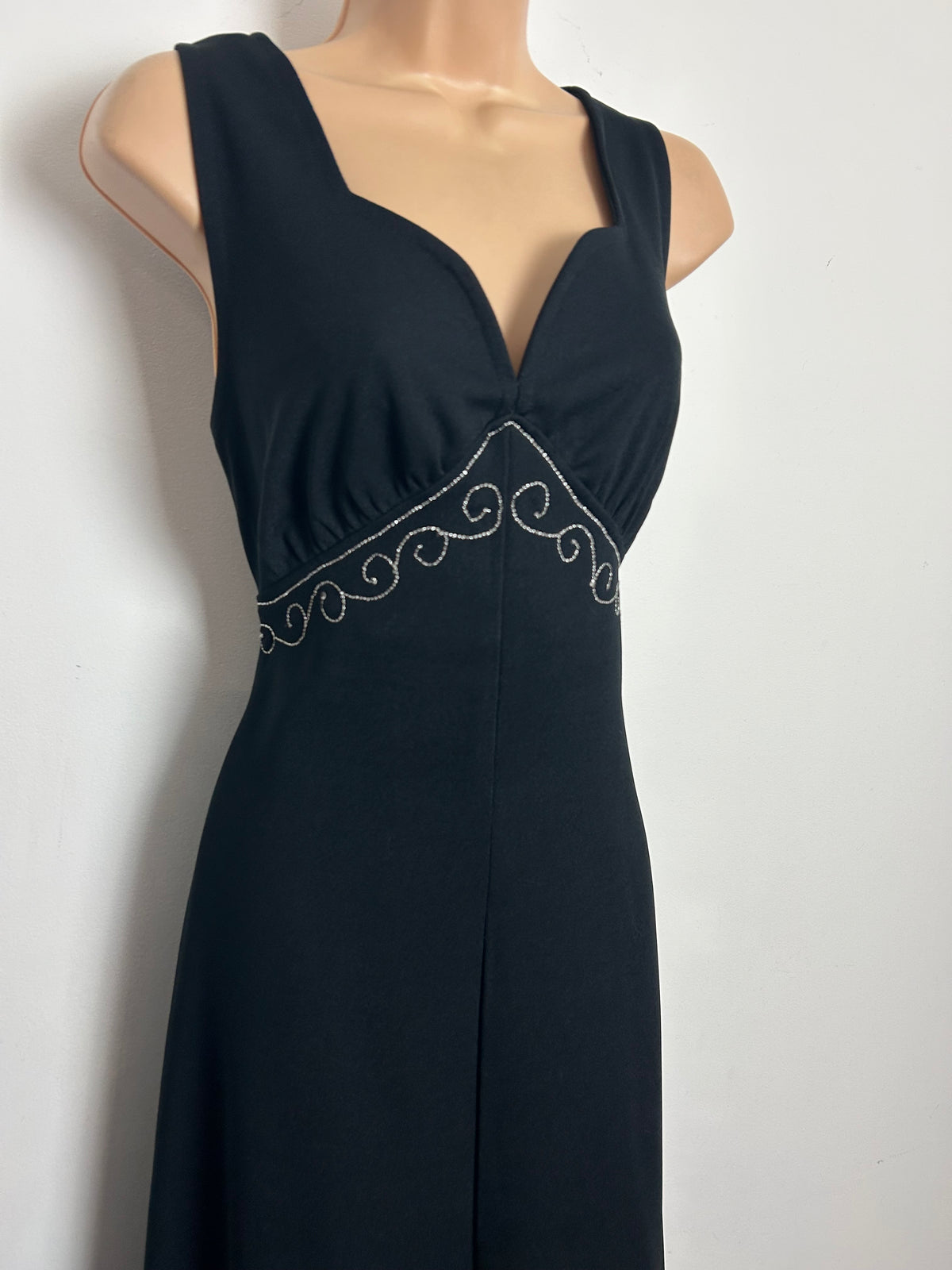 Vintage 1970s Size 8 Black & Silver Braid Trim Sleeveless Occasion Evening Maxi Dress