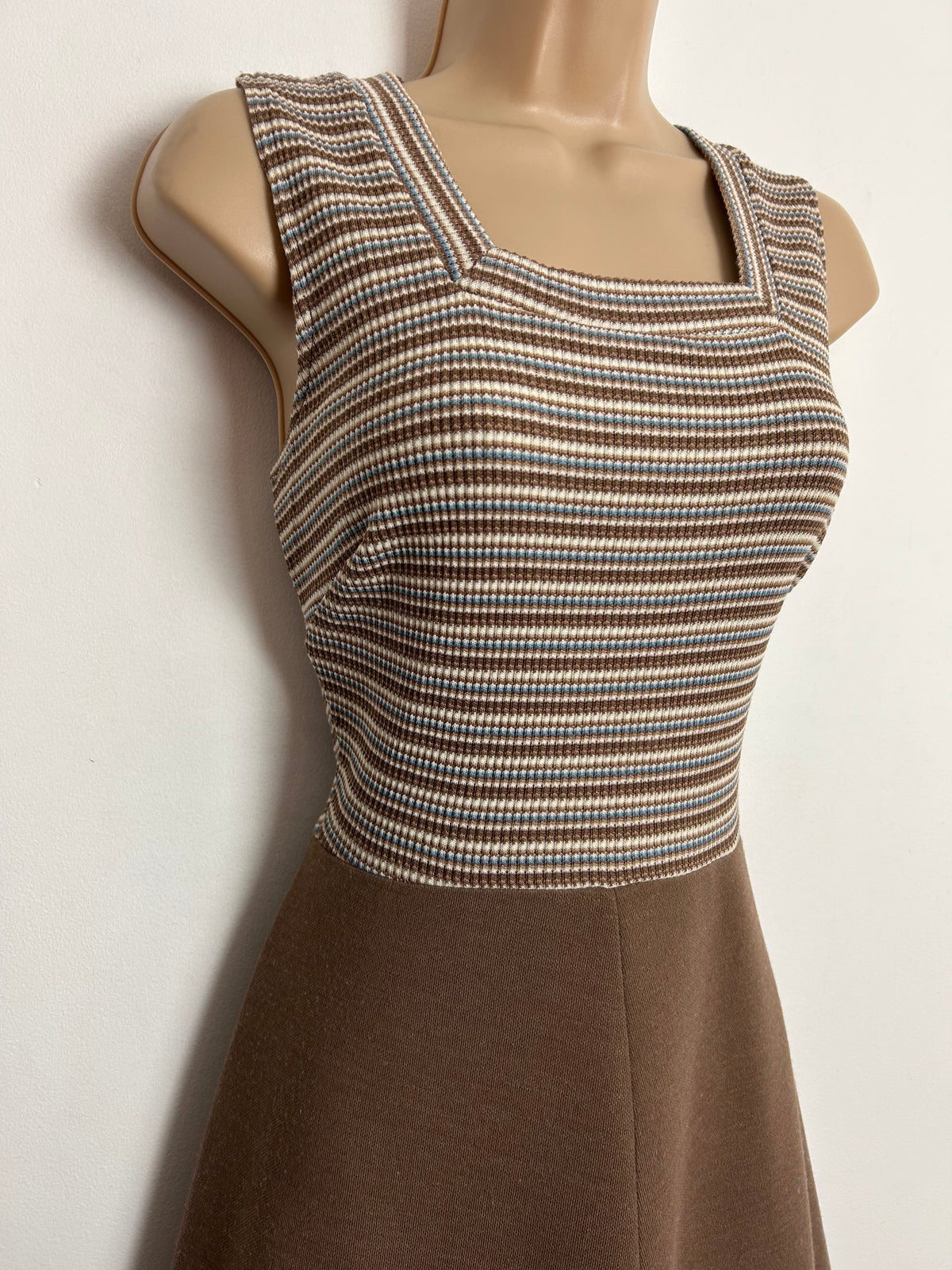 Vintage 1960s DARLING DEBS BY RUTH EIB UK Size 8 Mocha Brown White & Blue Stripe Mod Dress