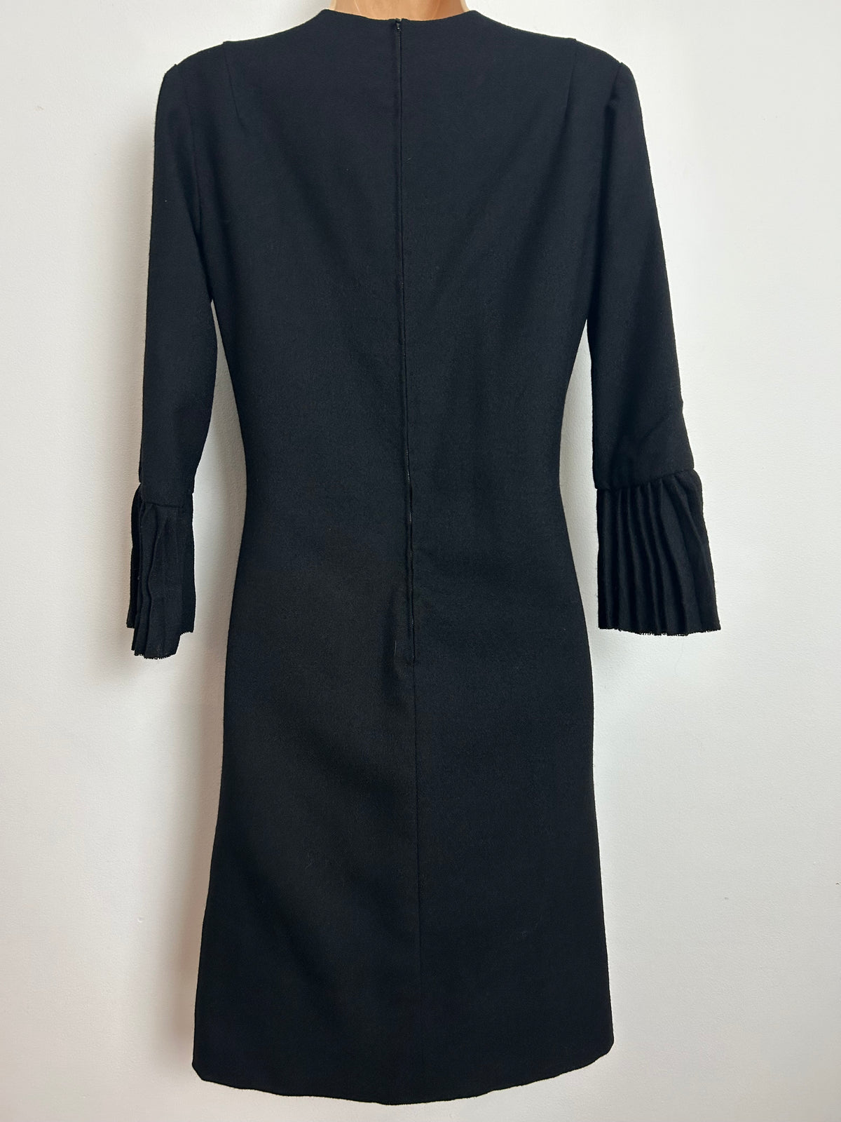 Vintage 1960s Size 10 Black Wool Mix Notch Neck Pleated Cuff Shift Dress