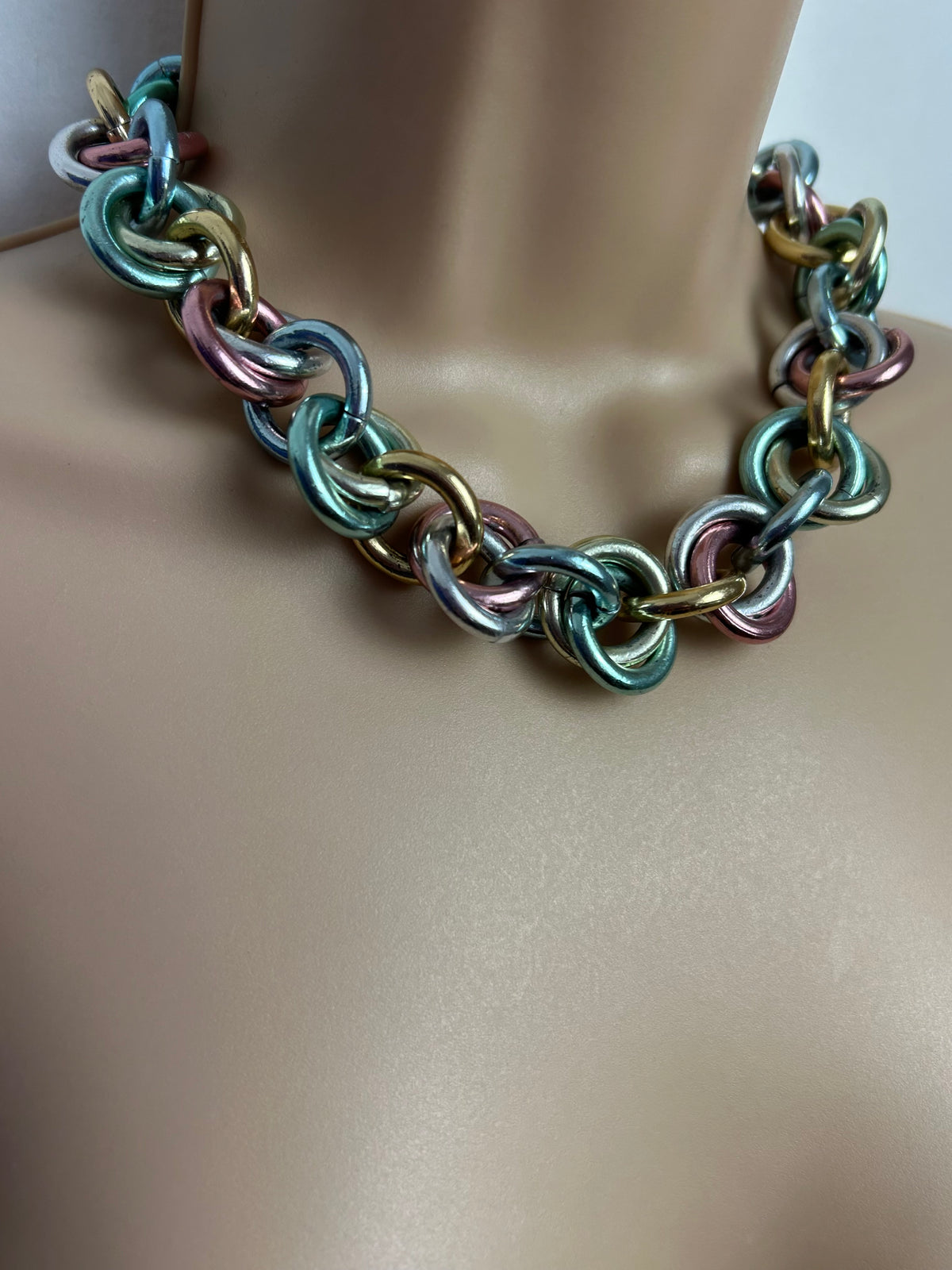 Vintage 90s Pastel Colours Metal Chunky Chain Choker Necklace