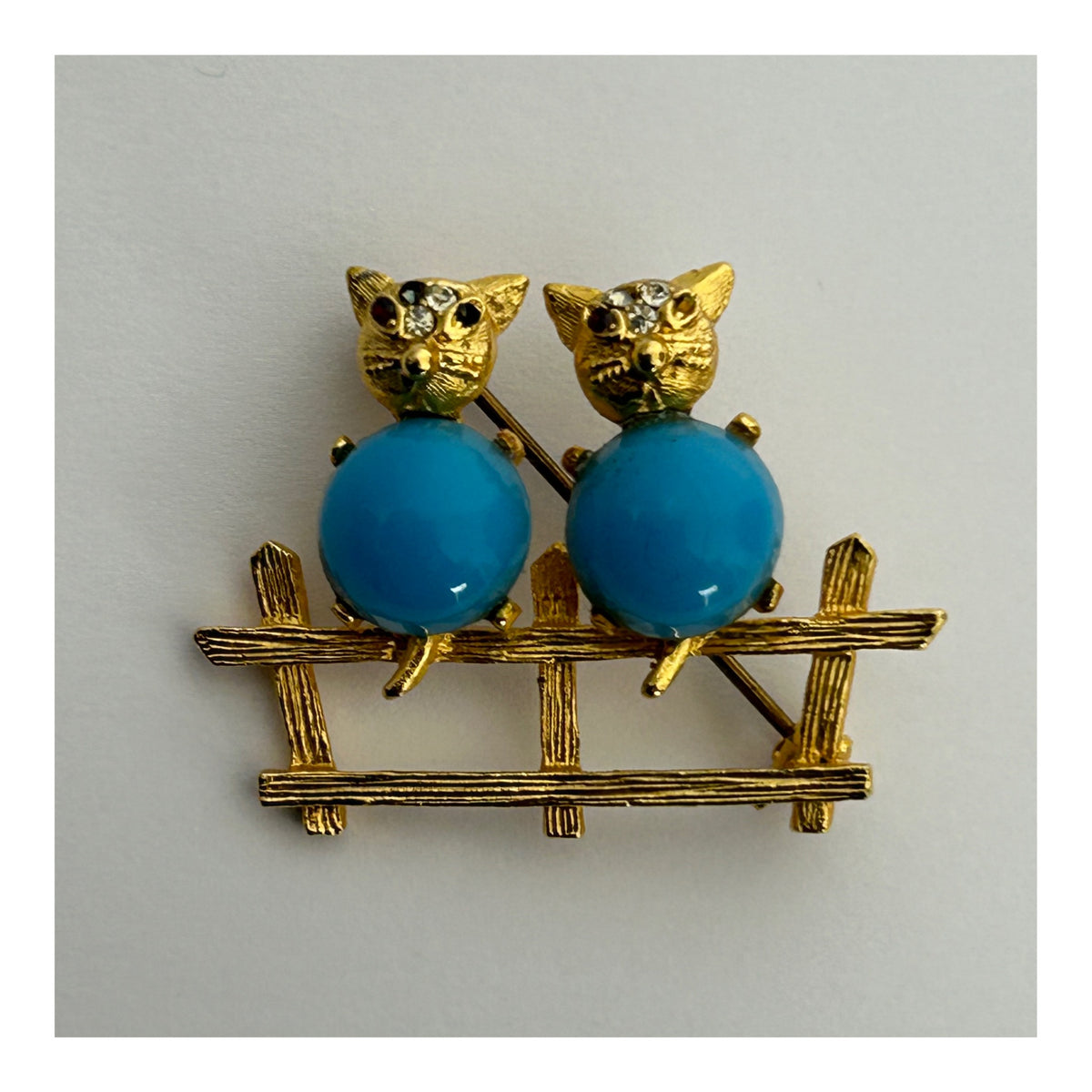 Vintage Gold Tone Sweet Little Mice On Fence Pin Brooch