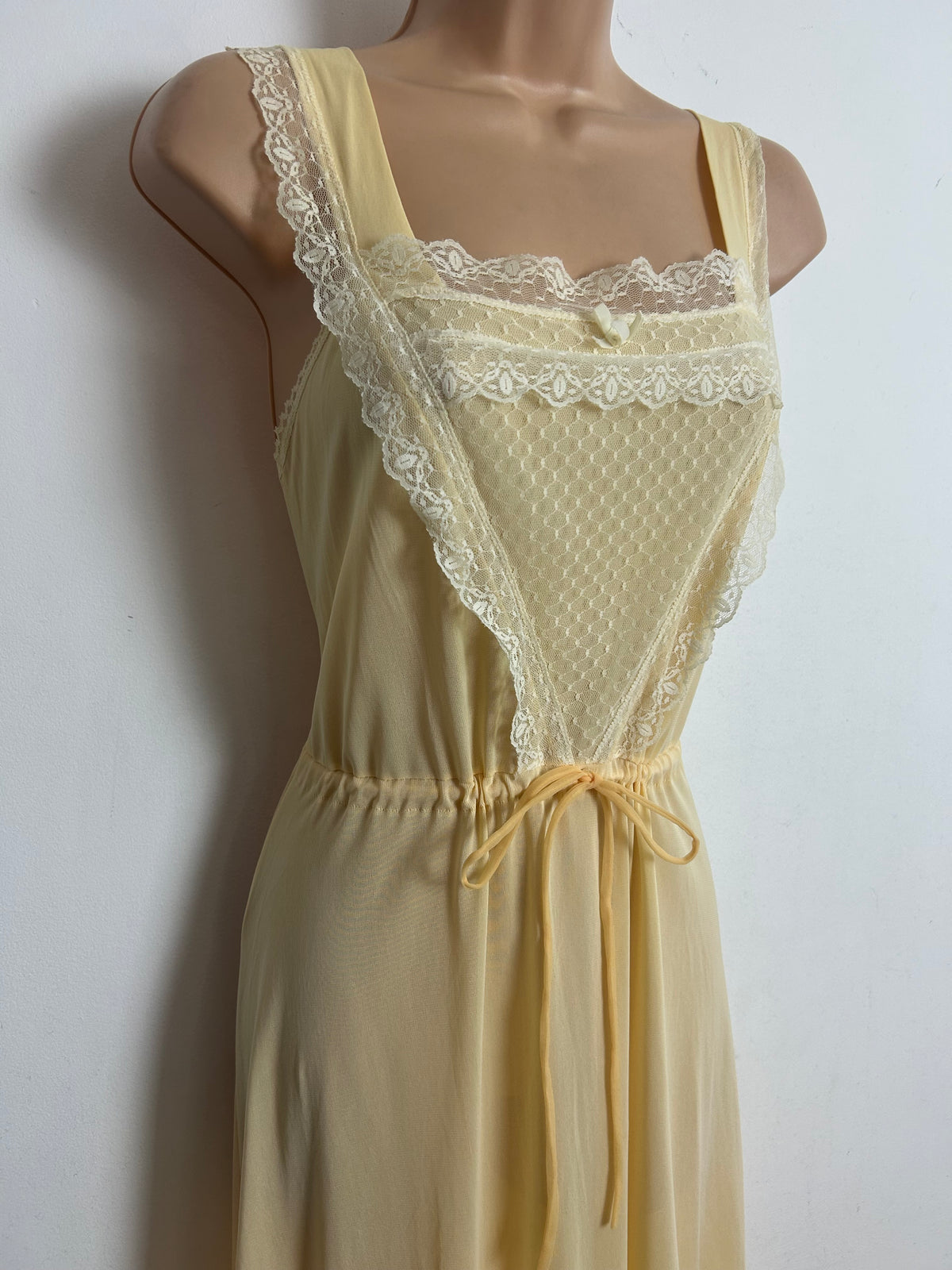 Vintage 1960s Size 12 Butterscotch Yellow Lace Trim Draw Tie Nightie Nylon Nightdress