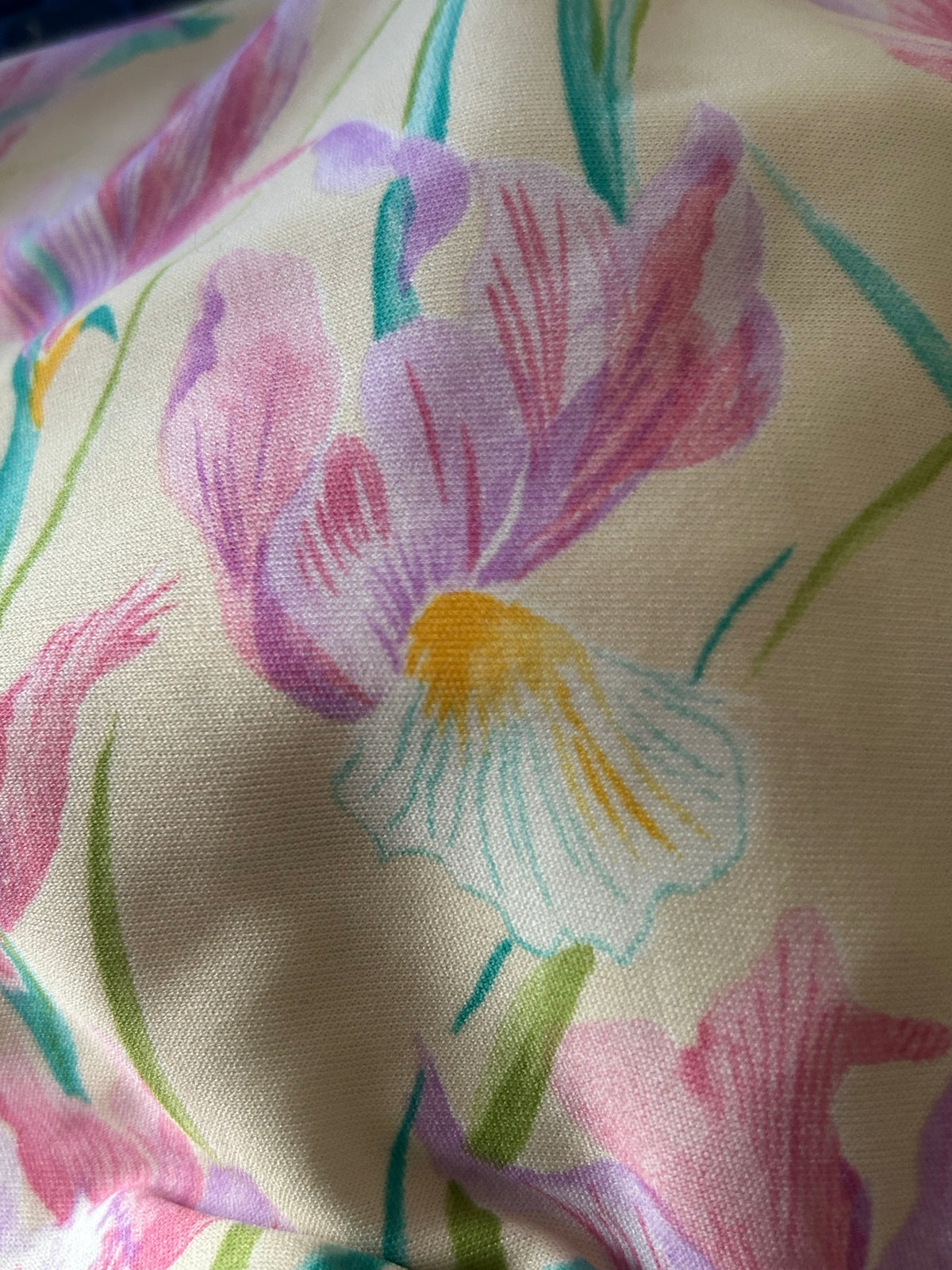 Vintage 1970s Size 6-8 Cream & Pink Iris Print Strappy Handkerchief Hem Summer Maxi Dress