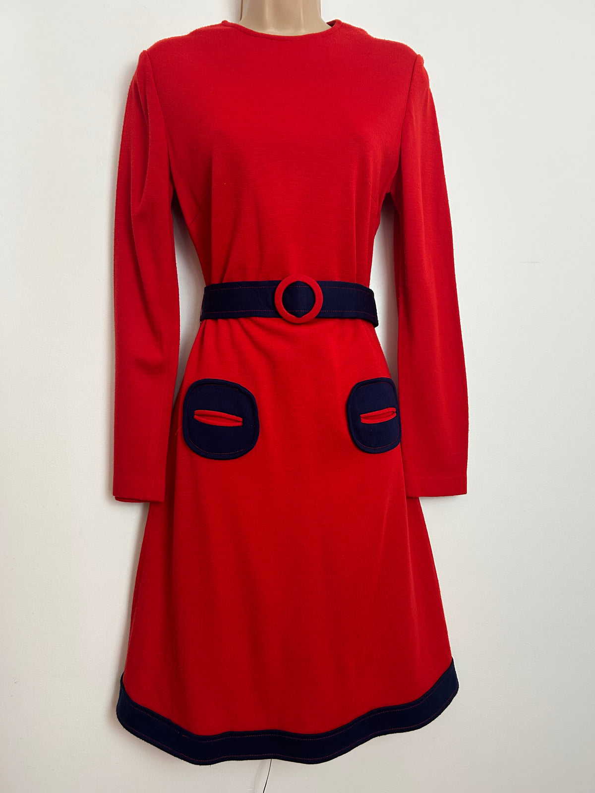 Vintage 1960s Size 10 Red & Navy Blue Contrast Long Sleeve Belted Pocket Detail Mod Jersey Dress