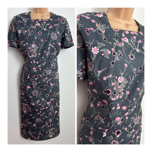 Vintage Early 1960s Size 12-14 Grey & Pink Floral Print Short Sleeve Half Belted Wiggle Dress