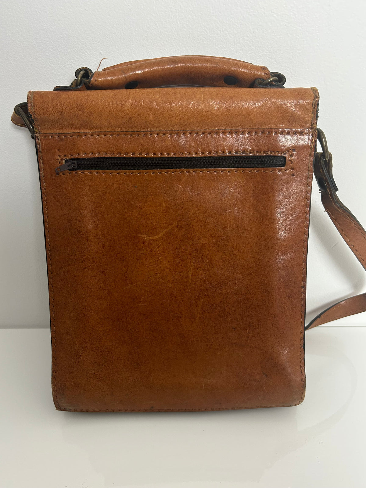 Vintage 1970s Italian "THE WIZARD" Tan Brown Leather Satchel Style Handbag/Shoulder Bag