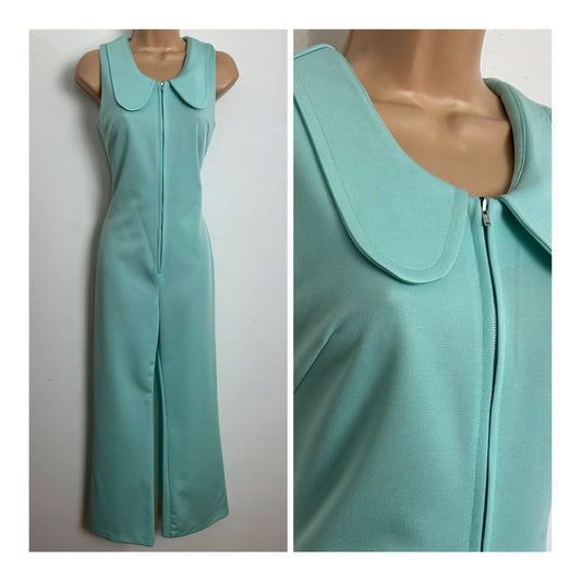 Vintage Early 1970s Size 6-8 Mint Green Beagle Collar Zip Front Straight Leg Jumpsuit