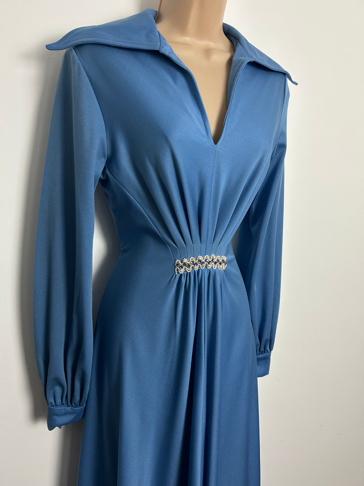 Vintage 1970s LEYGIL OF LONDON Size 8 Powder Blue Dagger Collar Embellished Waist Occasion Dress