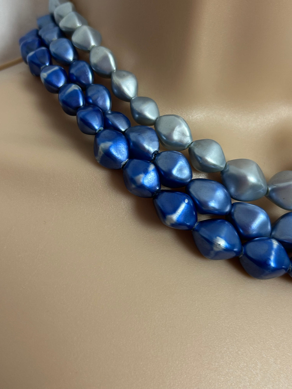 Vintage 1960s Blue Tones Plastic Bead Triple Strand Beaded Choker Necklace