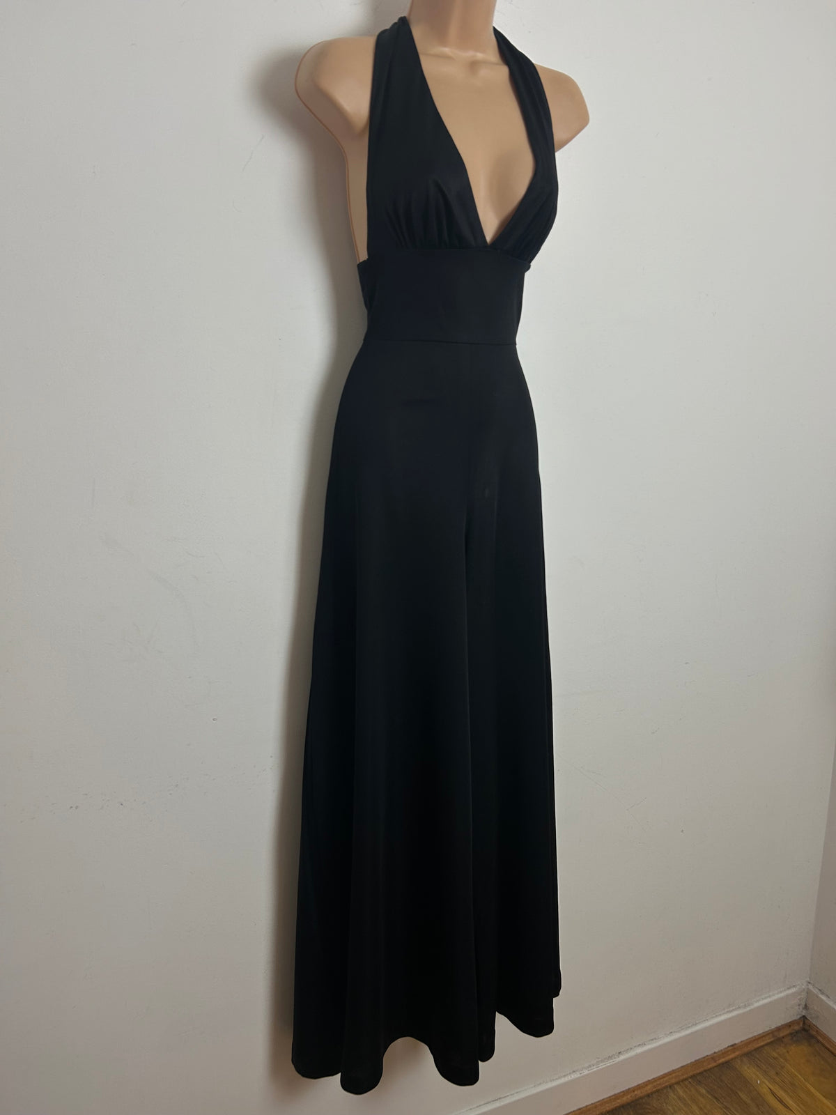 Vintage 1970s Size 4-6 Black Halter Neck Open Back Wide Leg Occasion Evening Jumpsuit