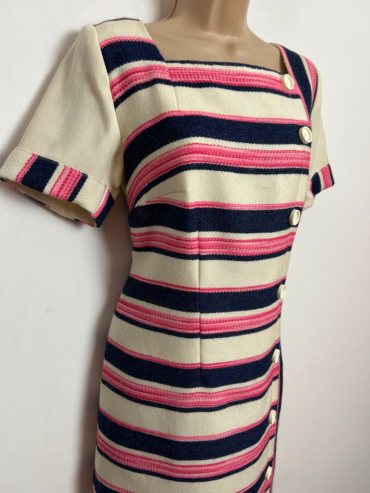 Vintage 1960s CREATION ELEGANCE PARIS UK Size 10-12 Cream Navy Blue & Pink Stripe Pure New Wool Mod Shift Dress