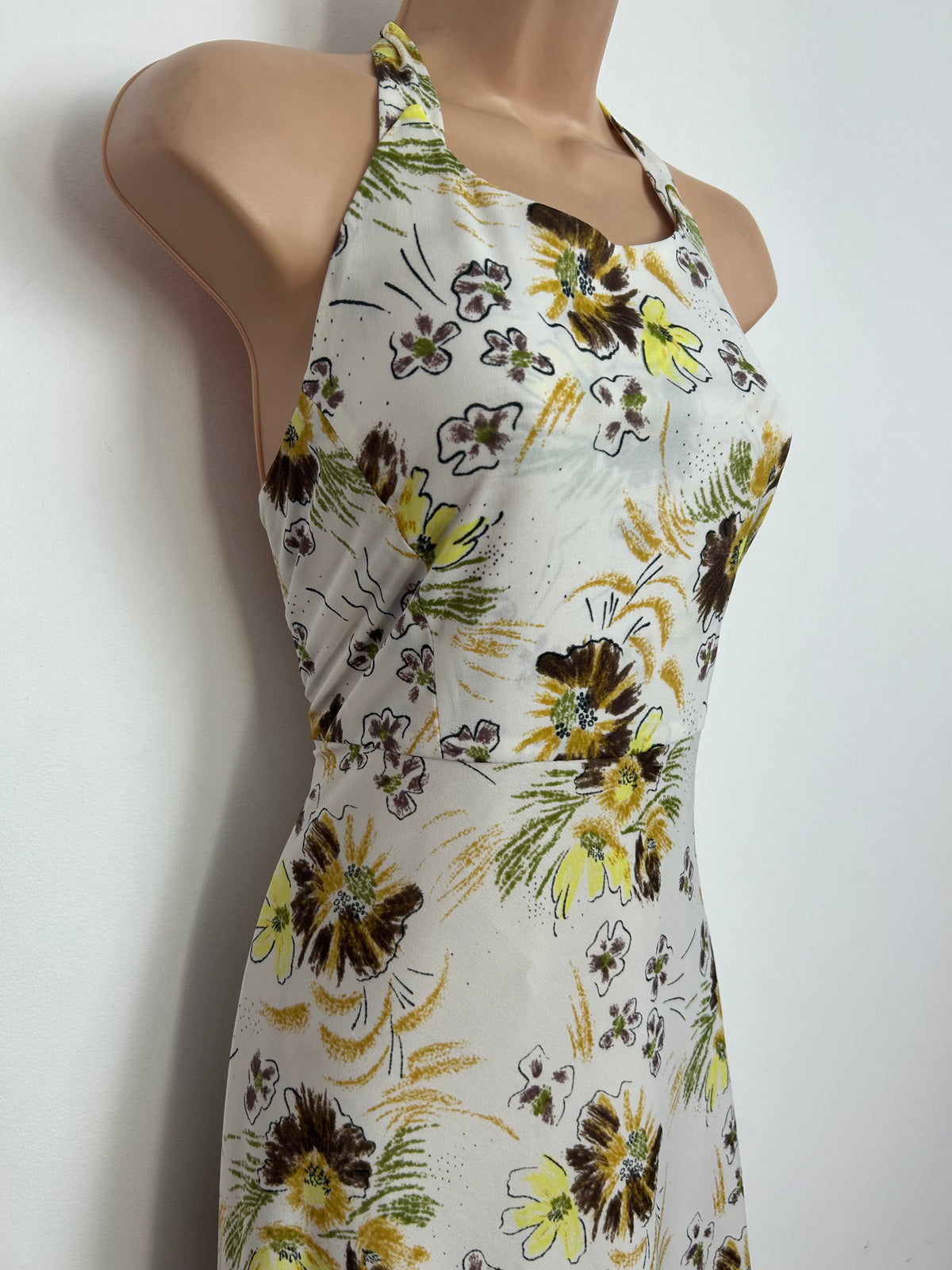 Vintage 1970s 10 White Brown & Yellow Floral Print Halter Neck Button & Lace Up Detail Maxi Dress