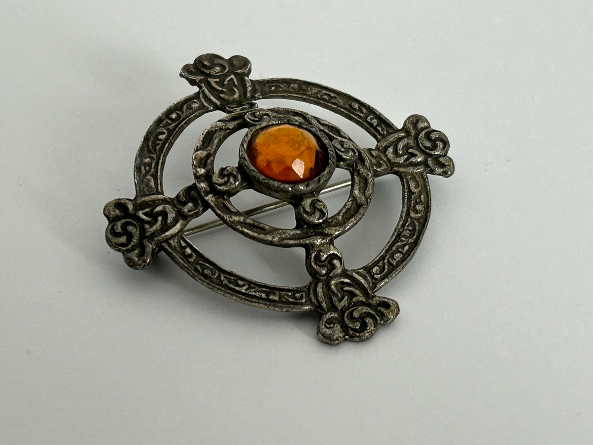 Vintage 1960s Silver Tone Scottish Celtic Shield Style Pin Brooch With Foil Backed Amber Glass Bead