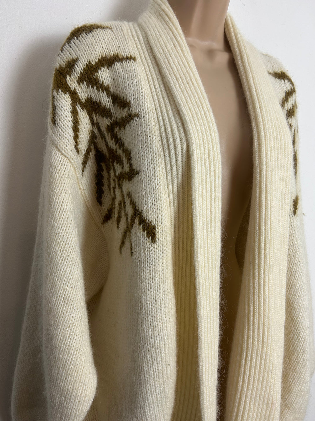 Vintage 1980s FEMI Up To Size 14-16 Gorgeous Cream Wool Mix Giant Panda Open Fronted Cardigan