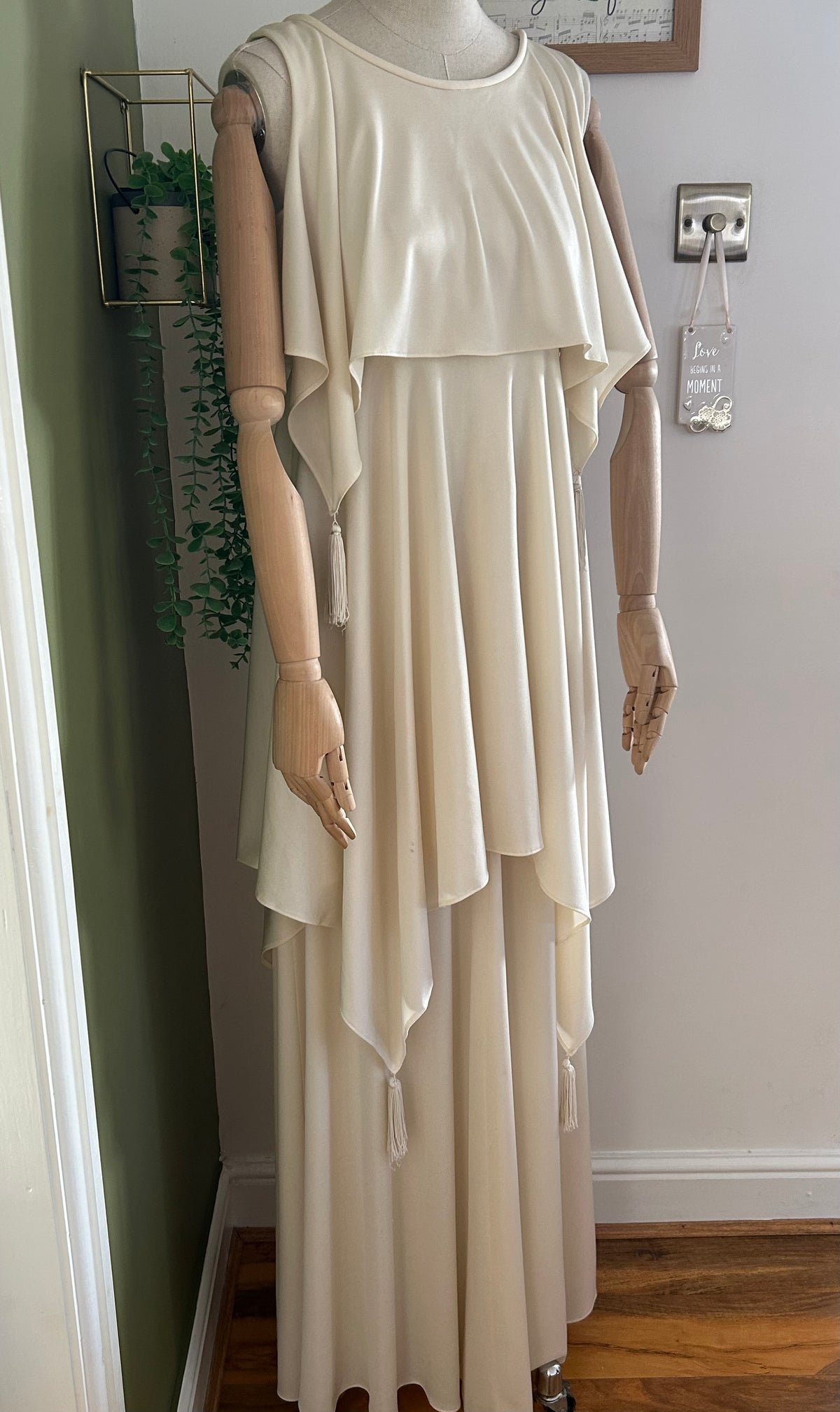 Vintage 1970s JOHN CHARLES LONDON Size 10-12 Cream Triple Layered Tassel Detail Boho Occasion Maxi Dress