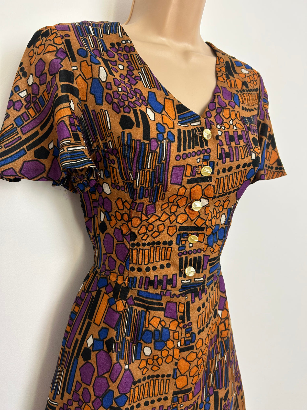 Vintage Late 1960s Size 6 Brown Purple & Blue Abstract Geo Print Mini Dress