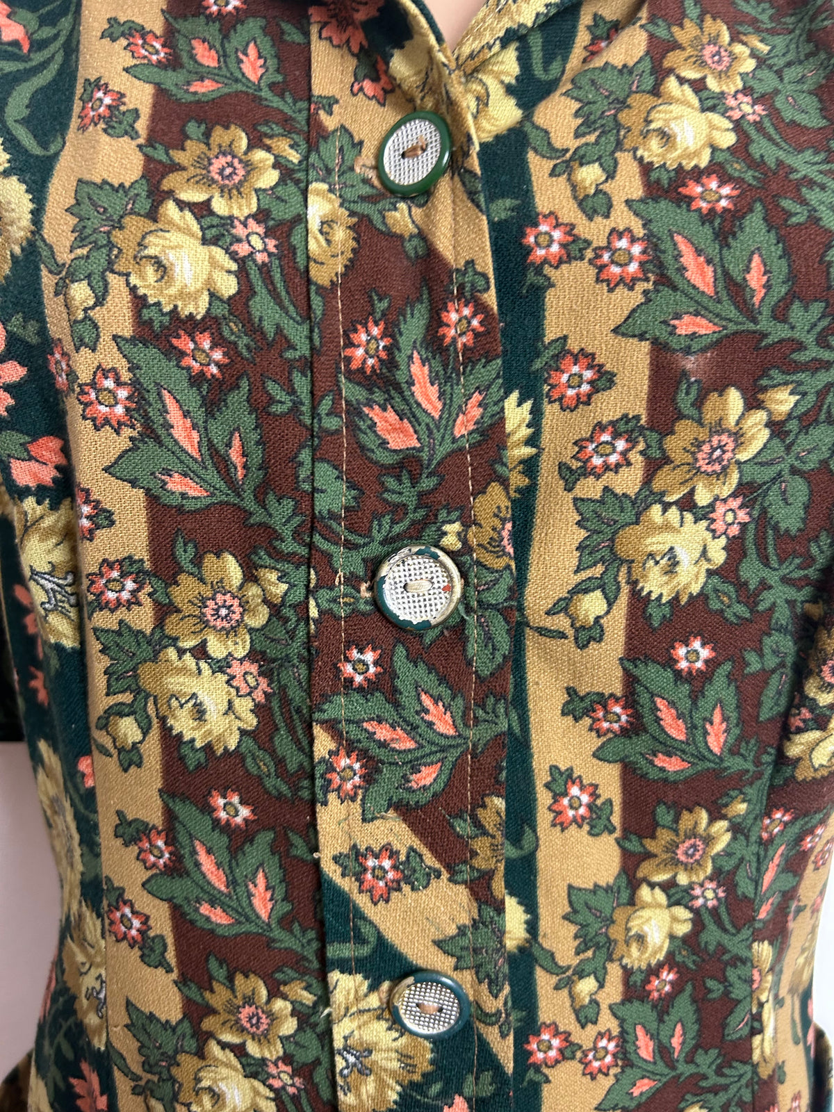 Vintage 1970s 12 Brown Beige & Green Stripe & Floral Print Mod Shift Dress
