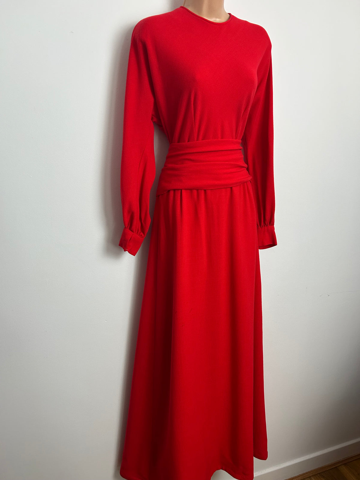 Vintage Early 1970s JEAN ALLEN Size 8 Red Long Dolman Sleeve Cummerbund Belted Occasion Maxi Dress