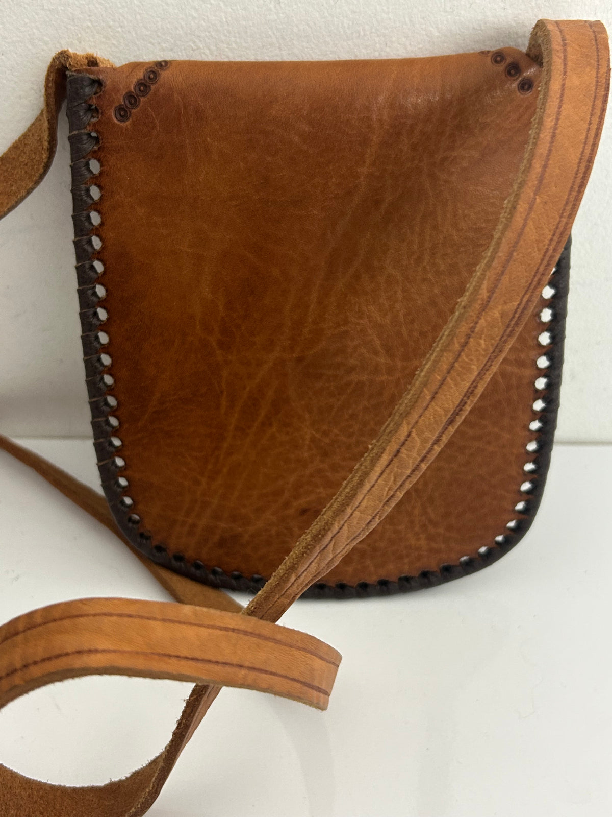 Vintage Small Tan Brown Tooled Leather Crossbody Mini Bag/Purse