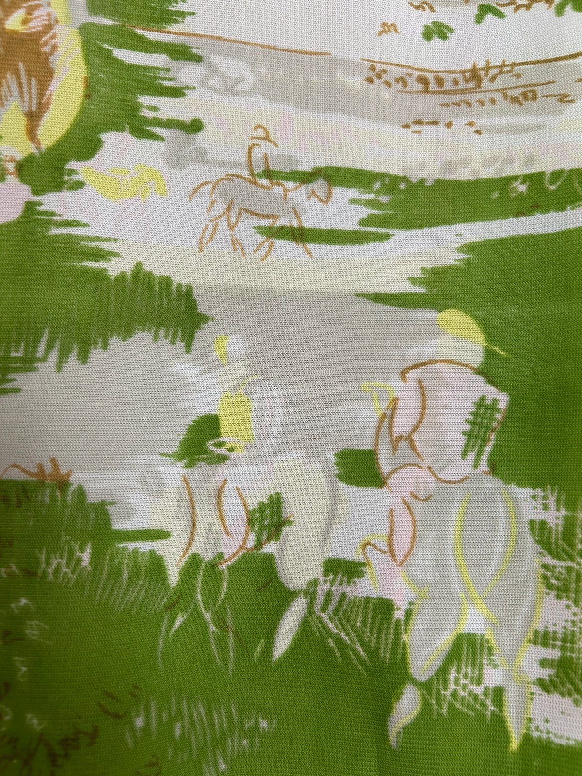 Vintage 1970s Size 14-16 Green & Cream Abstract Figurines Novelty Print Long Sleeve Dagger Collar Shirt