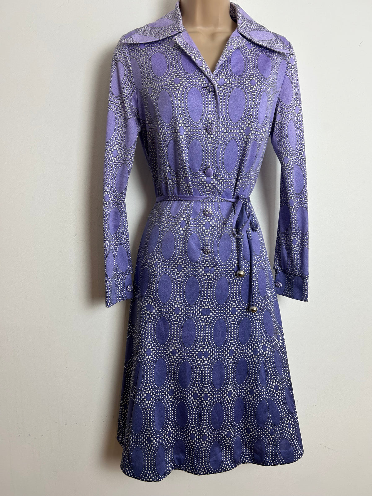 Vintage 1970s FRANKENWALDER Size 12 Lilac & White Spot Circle Print Dagger Collar Belted Day Dress