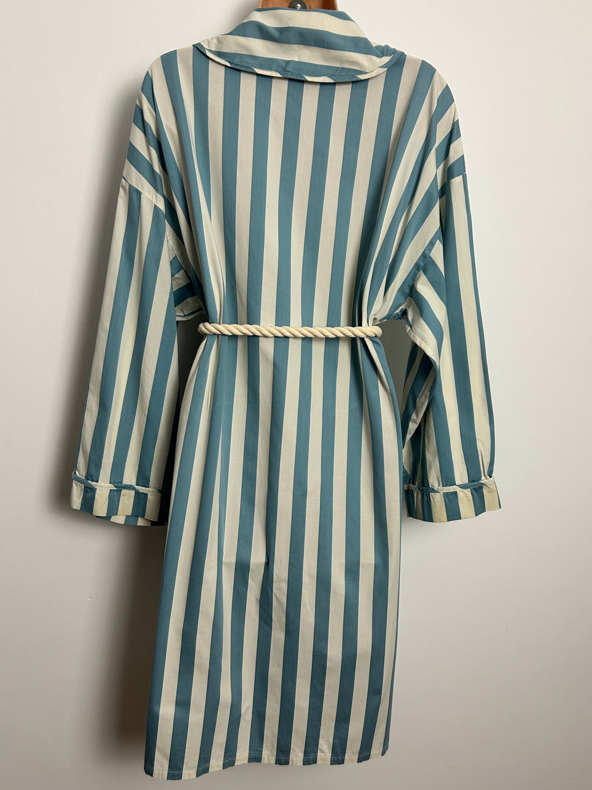 Vintage 1980s LAURA ASHLEY Size 12-14 Blue & White Stripe Cotton Dressing Gown