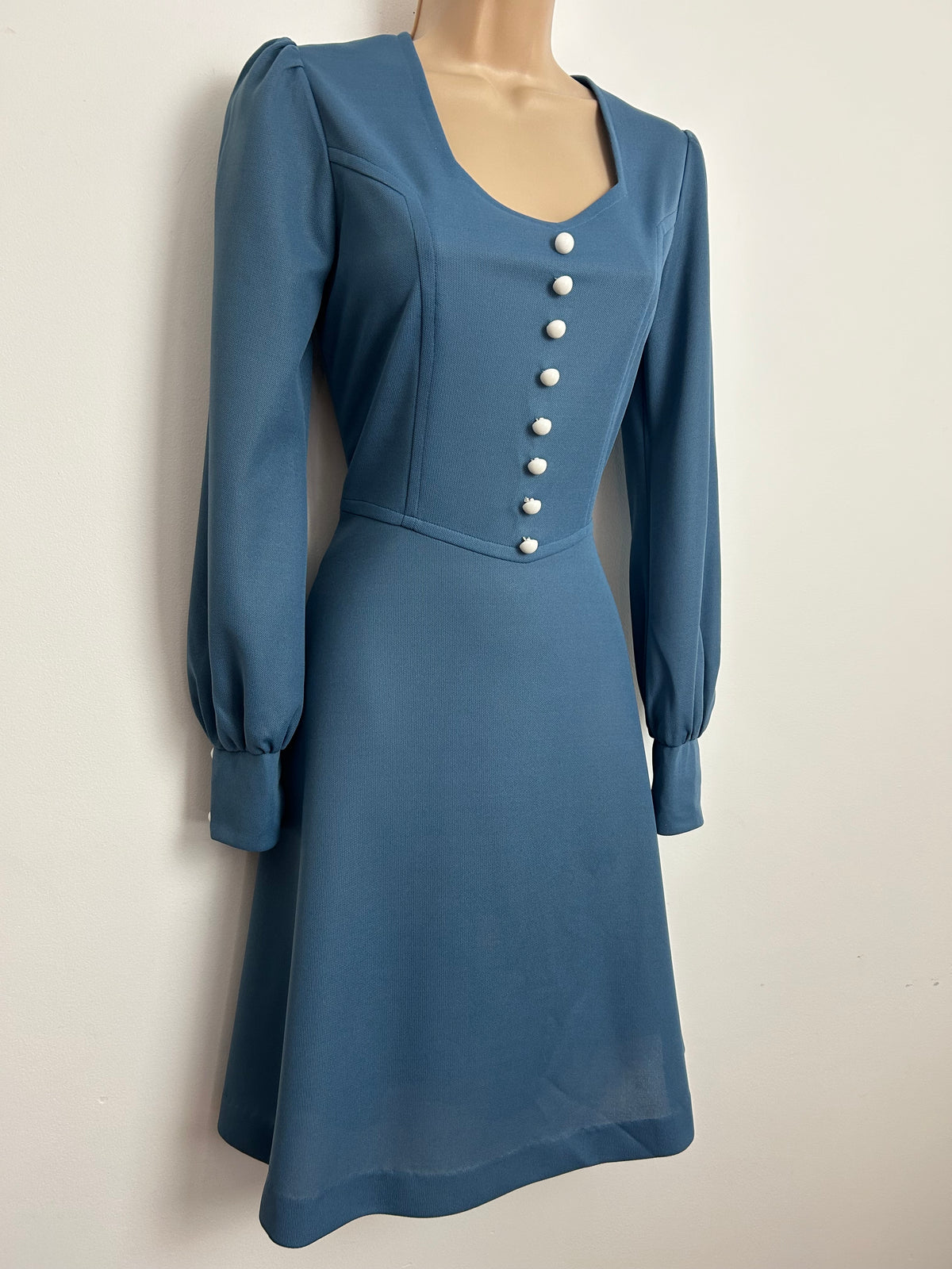 Vintage 1970s DEVONSHIRE LADY Size 8 Powder Blue Long Sleeve Day Dress