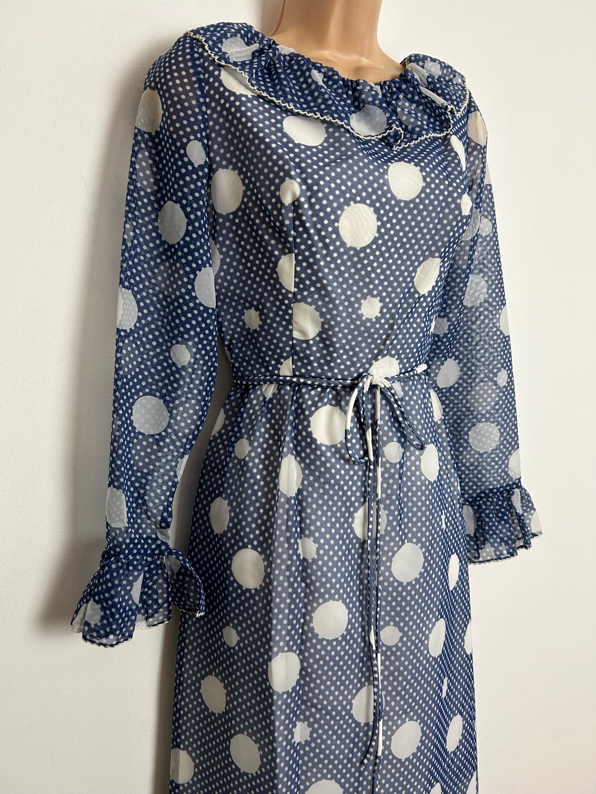 Vintage Early 1970s SUSAN SMALL UK Size 8 Blue & White Polka Dot & Spotty Open Back Ruffle Trim Detail Long Sleeve Maxi Dress